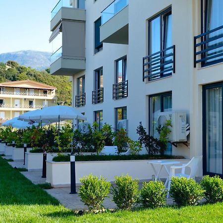 The Blue Wave Hotel Himare Exterior photo
